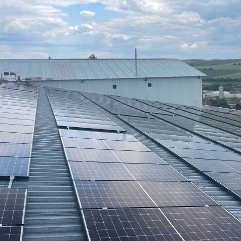مشروع الطاقة الشمسية Bluesun 360KW في بلغاريا

