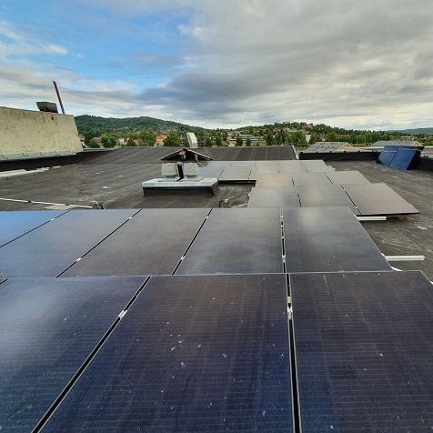 تم تثبيت Bluesun 20kw على نظام الشبكة الشمسية بنجاح في النرويج
